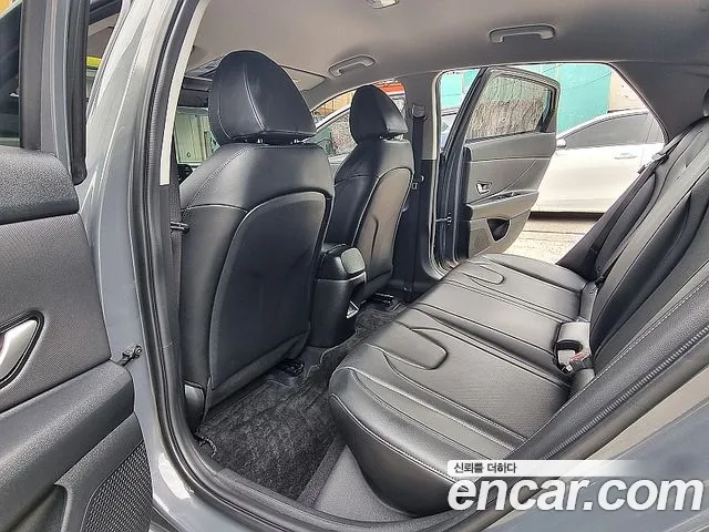 Hyundai AVANTE Новый Avante (CN7) — Фото автомобиля 8