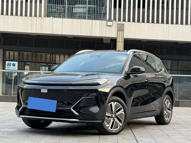 Фотография автомобиля — Geely Galaxy Starship 7 EM-i
