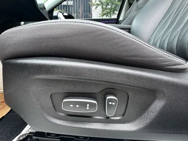 Changan Lamore — Фото автомобиля 6