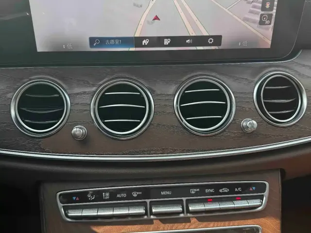 Mercedes-Benz Mercedes-Benz E-Class 2023 E 300 L Fashion — Фото автомобиля 16