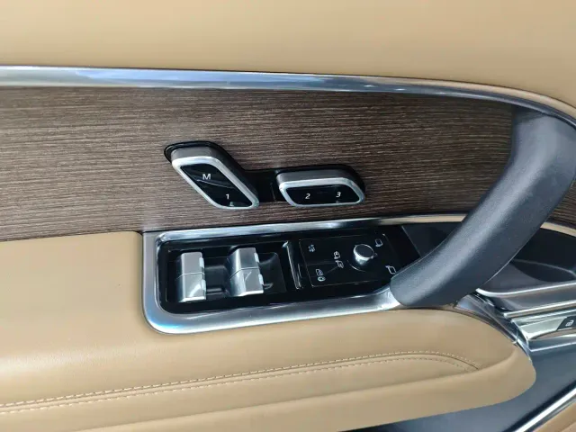 Land Rover Range Rover — Фото автомобиля 21