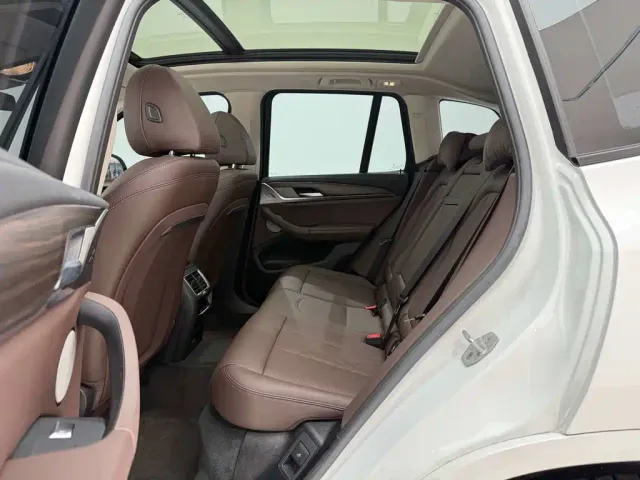BMW X3 — Фото автомобиля 19