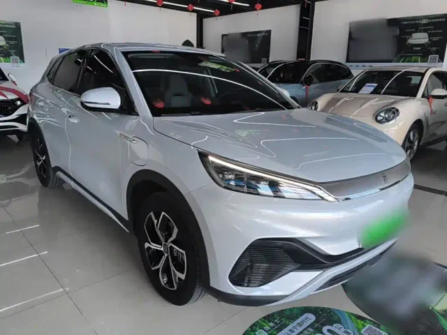 BYD Yuan PLUS — Фото автомобиля 3