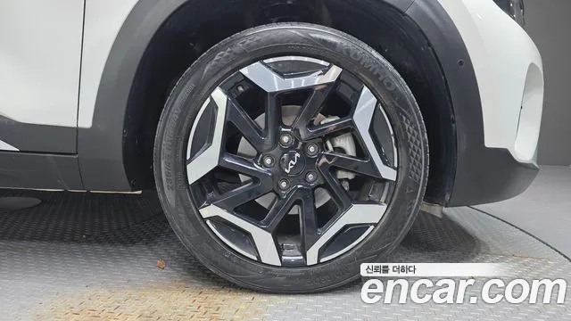 Kia Seltos Новый Seltos Бензин 2.0 2WD — Фото автомобиля 19