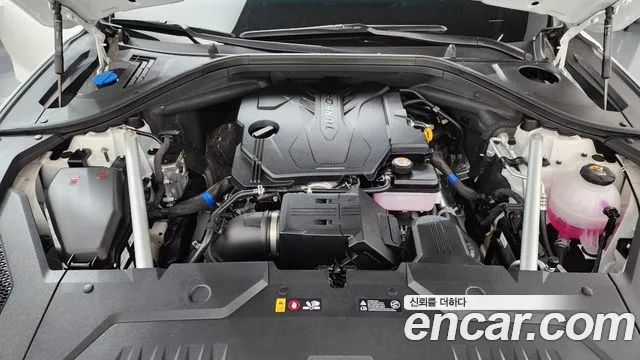 Genesis GV70 2.5T Бензин 2WD — Фото автомобиля 2