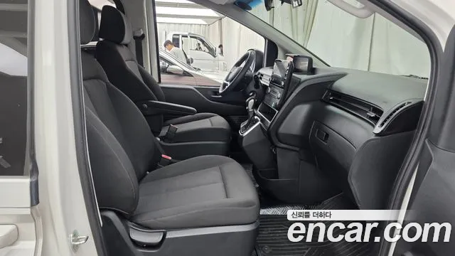 Hyundai Staria — Фото автомобиля 11