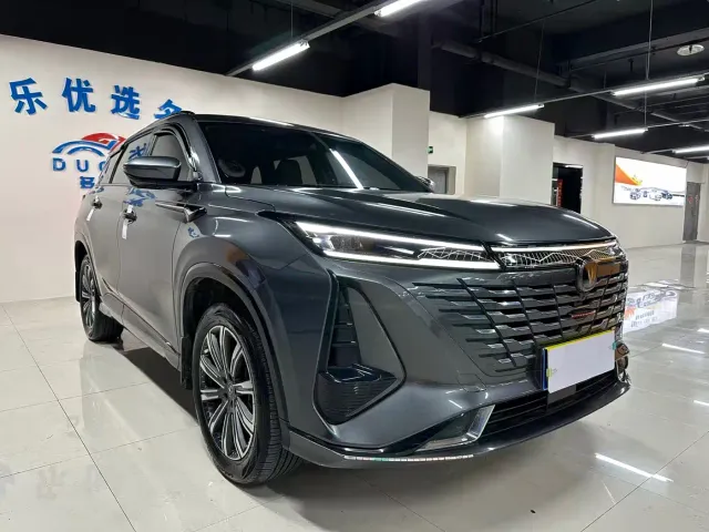Changan CS75 Plus — Фото автомобиля 3