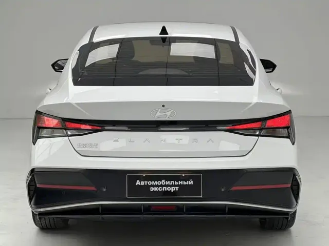 Hyundai Elantra — Фото автомобиля 6