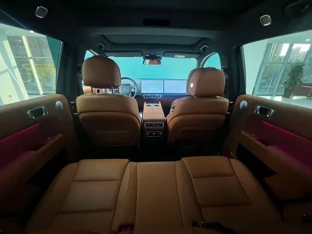 Li Auto L7 — Фото автомобиля 7