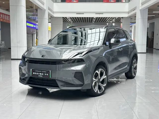 Фотография автомобиля — Lynk & Co 06 EM-P