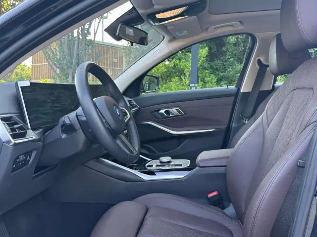 BMW i3 — Фото автомобиля 4