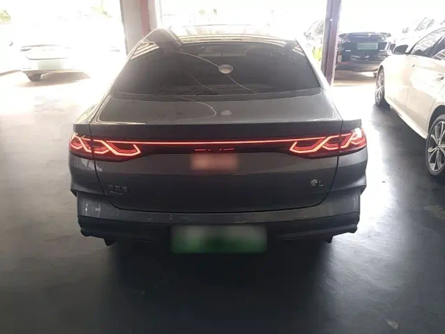 BYD Qin L — Фото автомобиля 3