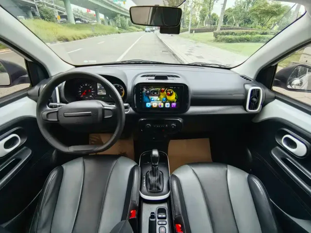 Roewe Clever — Фото автомобиля 14
