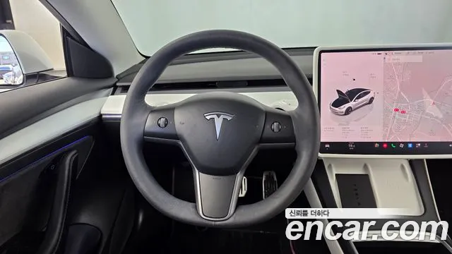 Tesla Model 3 — Фото автомобиля 20