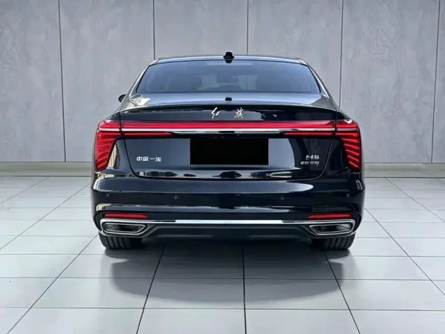 Hongqi H5 — Фото автомобиля 8
