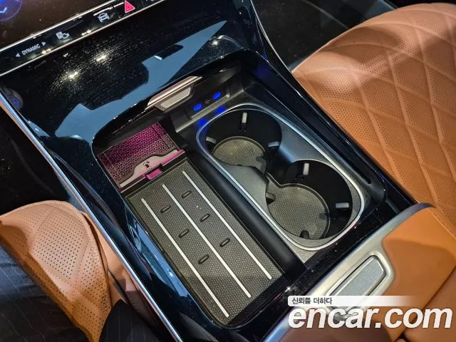 Mercedes-Benz S-Class — Фото автомобиля 17