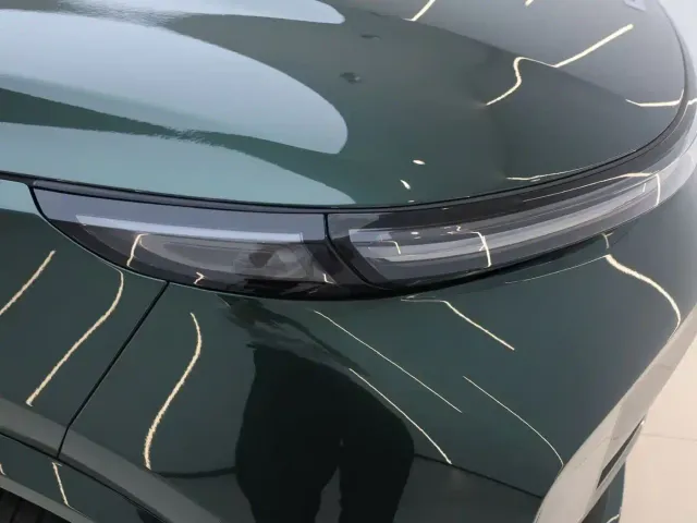 Li Auto L9 — Фото автомобиля 15
