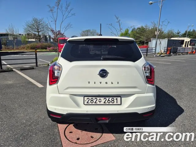 KG_Mobility_Ssangyong TIBOLI Very New Tivoli Бензин 1.5 2WD — Фото автомобиля 5