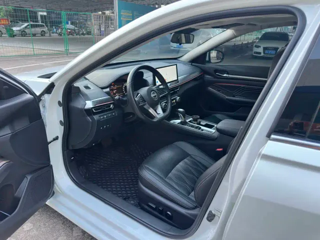 Nissan Teana — Фото автомобиля 8