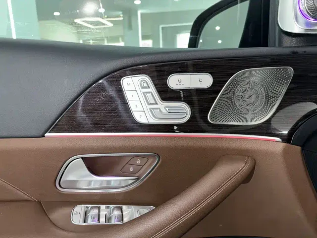 Mercedes-Benz GLE-Class — Фото автомобиля 13