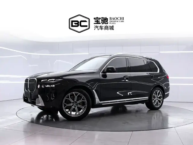 Фотография автомобиля — BMW X7