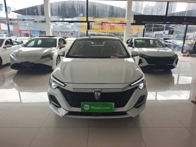 Roewe i6 MAX EV — Фото автомобиля 2