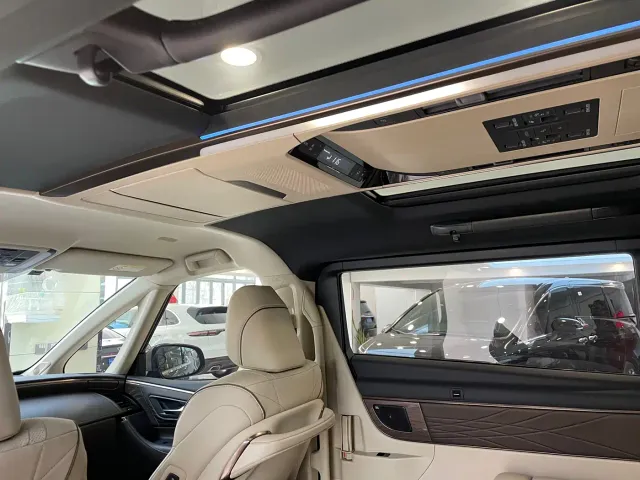 Toyota Vellfire — Фото автомобиля 14