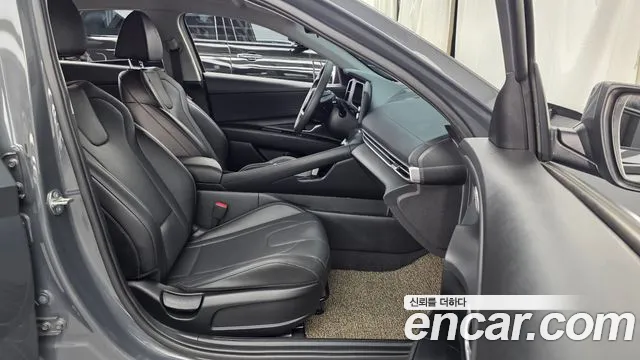 Hyundai AVANTE Новый Avante (CN7) — Фото автомобиля 11