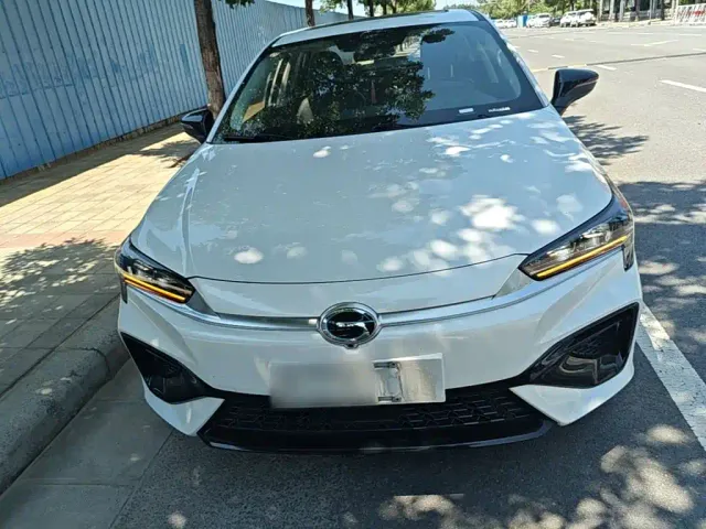GAC Aion S — Фото автомобиля 2