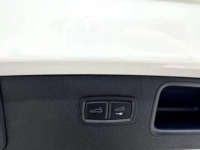 Porsche Macan — Фото автомобиля 25