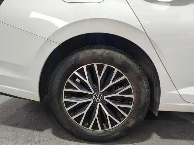 Volkswagen Sagitar — Фото автомобиля 18