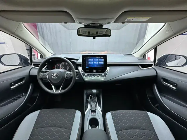 Toyota Corolla — Фото автомобиля 11