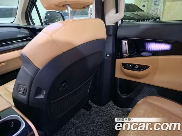 Kia Carnival 4th Gen — Фото автомобиля 18