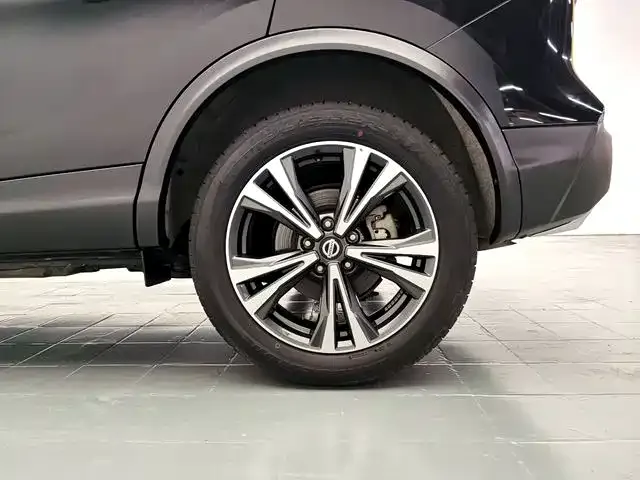 Nissan Qashqai — Фото автомобиля 16