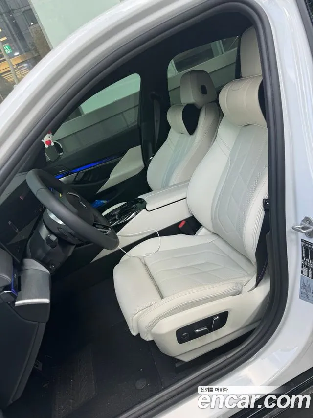 BMW 5 Series G60 — Фото автомобиля 6