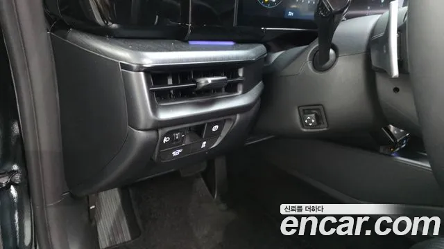 Hyundai Grandeur GN7 — Фото автомобиля 26