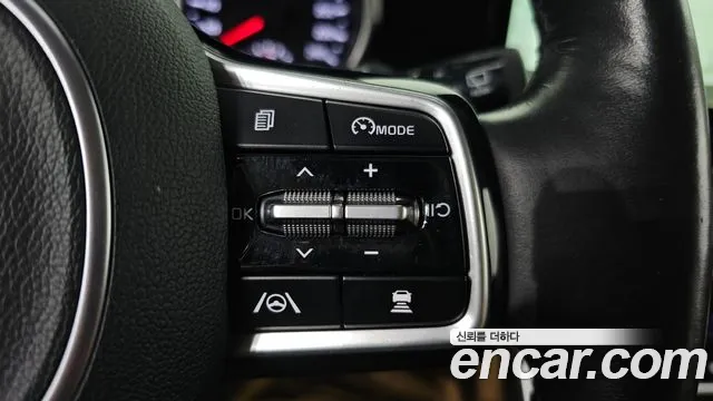 Kia Carnival 4th Gen — Фото автомобиля 24