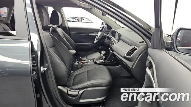 Kia Seltos — Фото автомобиля 17