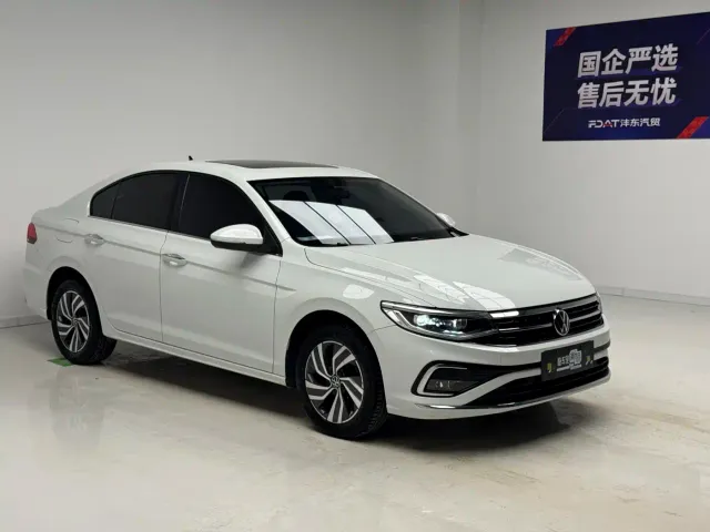 Volkswagen Bora — Фото автомобиля 3