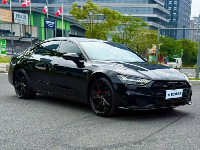 Audi A7L — Фото автомобиля 3