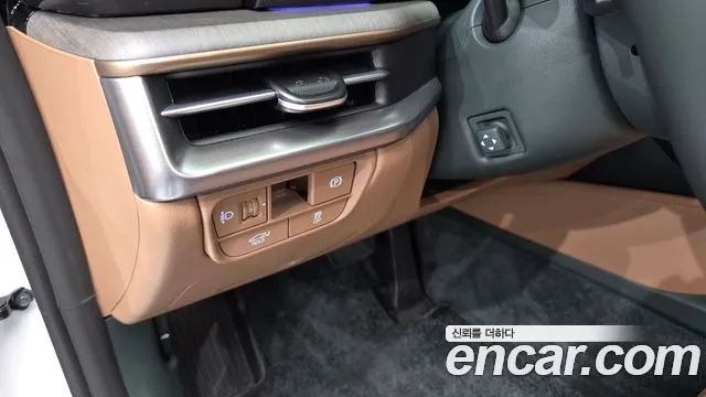 Hyundai Grandeur GN7 — Фото автомобиля 20