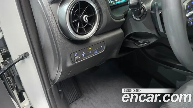 Hyundai Kona — Фото автомобиля 24