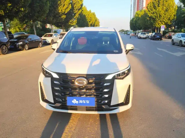 GAC Trumpchi M6 — Фото автомобиля 2