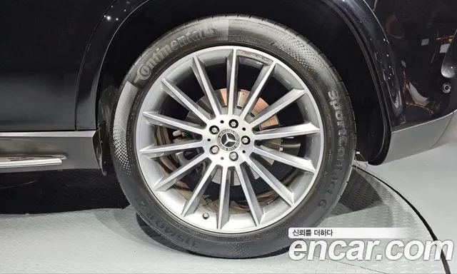 Mercedes-Benz GLE-Class — Фото автомобиля 6