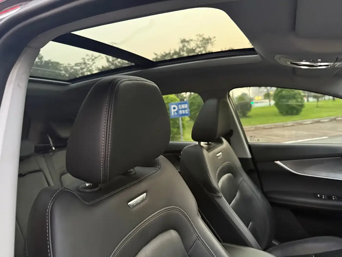 Chery Tiggo 7 PLUS 2021 1.5T CVT Premium — Фото автомобиля 15