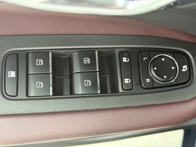GAC Trumpchi M6 — Фото автомобиля 15