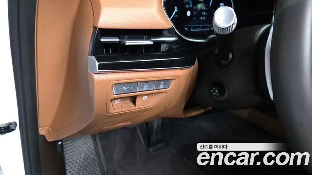 Genesis G80 RG3 — Фото автомобиля 30