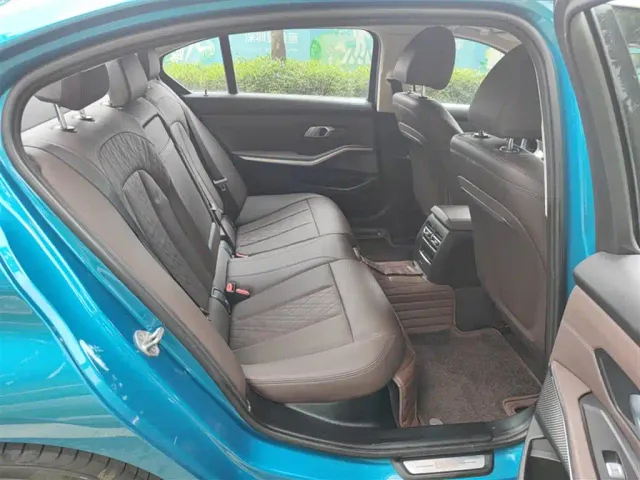 BMW i3 — Фото автомобиля 18