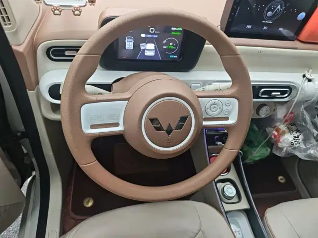 Wuling Hongguang Mini EV — Фото автомобиля 2