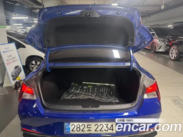 Hyundai Avante — Фото автомобиля 13